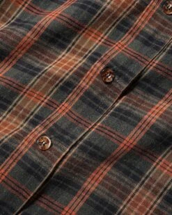 Harmony Plaid L/S Shirt, Moss / Bark -Classic Men Wear Shop HarmonyPlaidLongsleeveShirtClose2