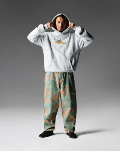 Santosuosso Camo Pants, Washed Camo -Classic Men Wear Shop WEBOPT 0000 Butter Q3 ECOM 25 fc6a0b07 08fc 45da 9e3c c8c9f9cad44c